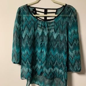 IZ Byer Geo Print 3/4 Sleeve Top